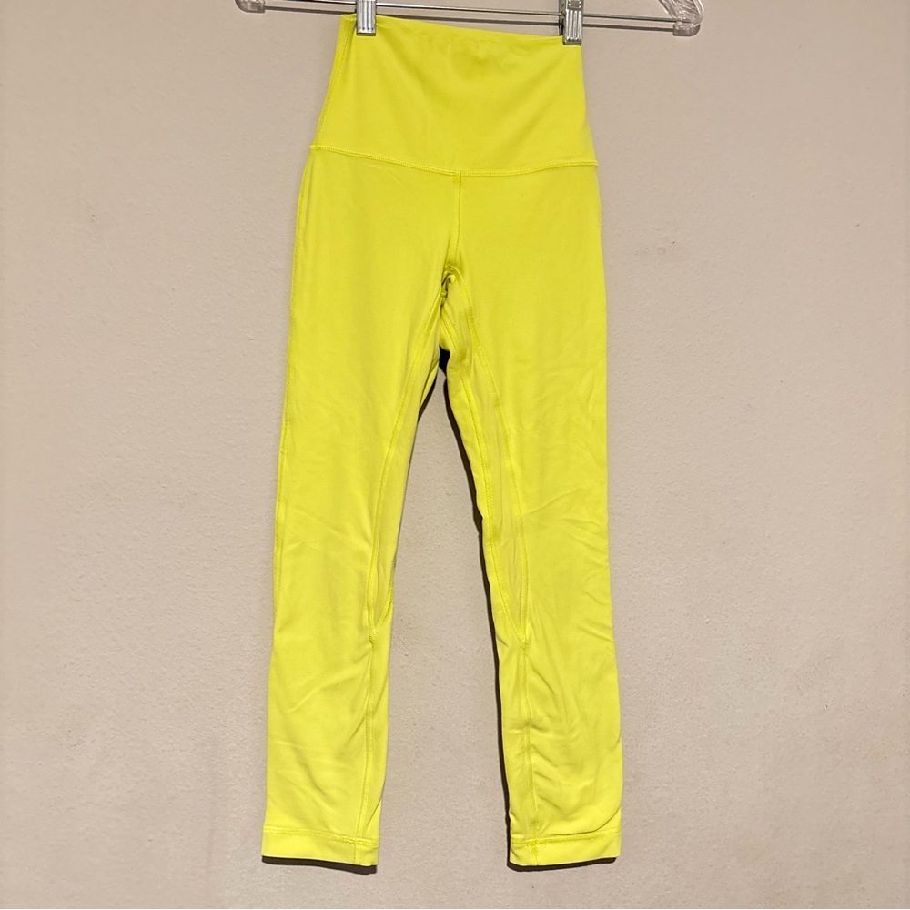 Lululemon Align High-Waisted Trousers, 71 cm
Yellow Streamer - Picture 4 of 15